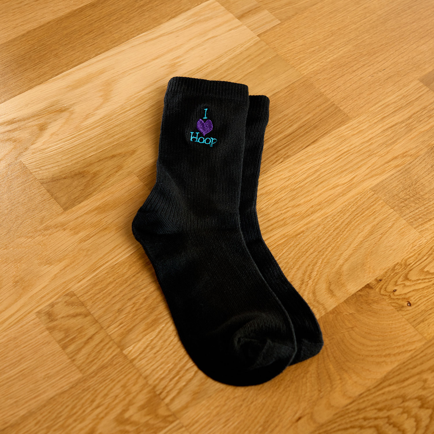 AH2024-SP-BLK-ILHTP_01 Black socks with I love hoop embroidery